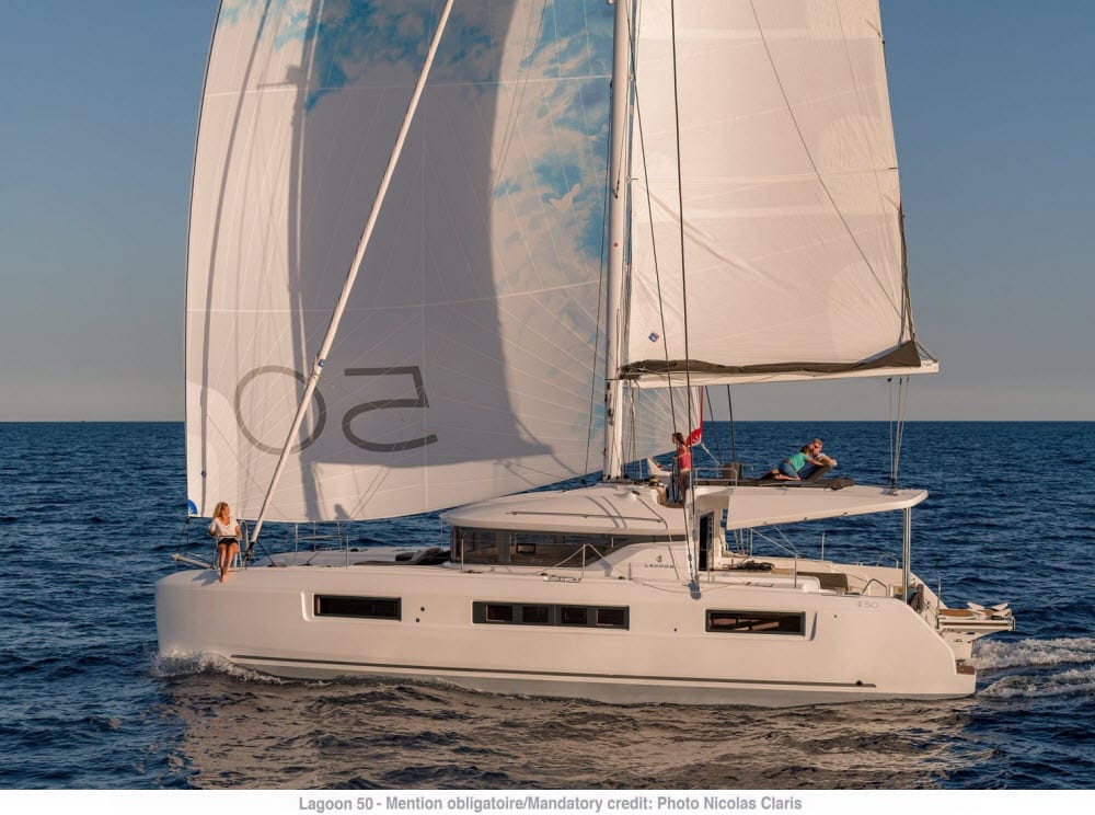 2 Lagoon 40 Review - Club Marine