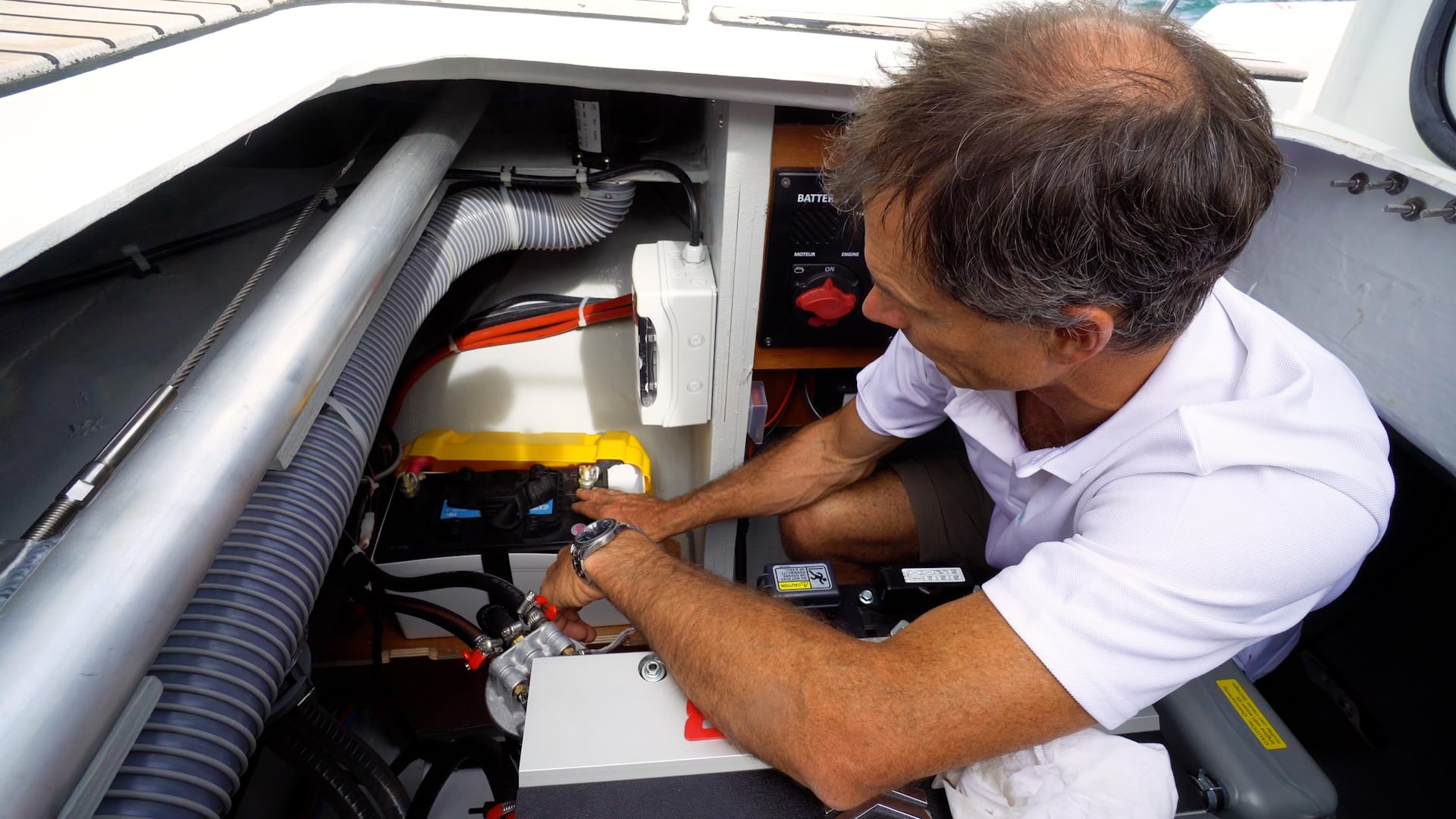 battery How to perform routine engine maintenance