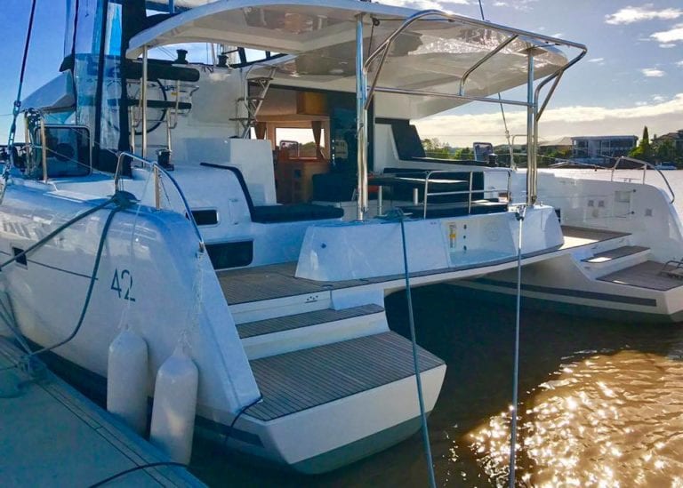 THE LAGOON 42 – WHY SHE’S SO POPULAR