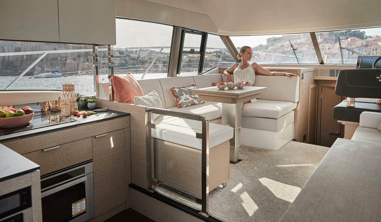 Prestige F420 - TMG Yachts