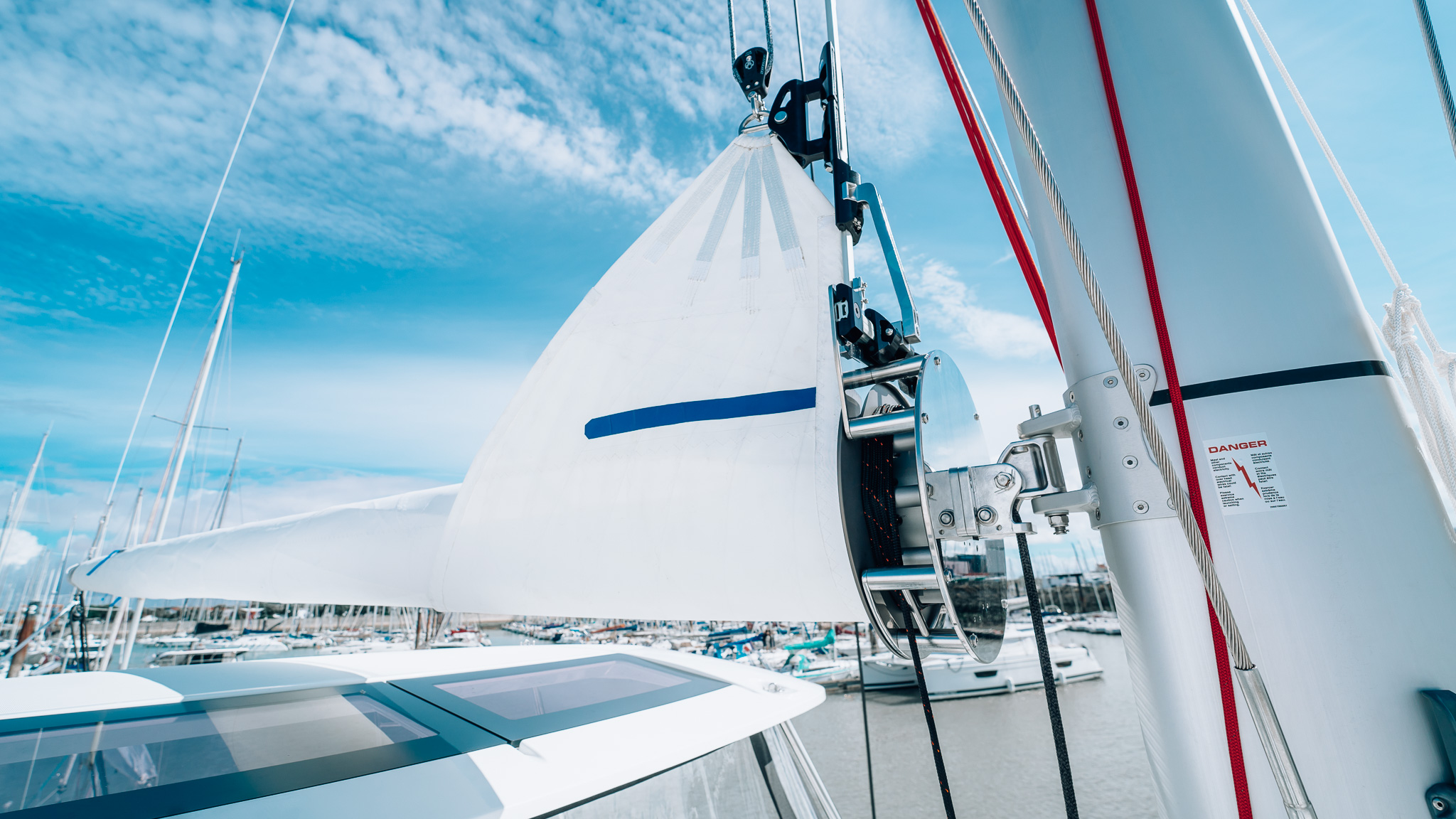 Lagoon Catamaran How to use the electric winch