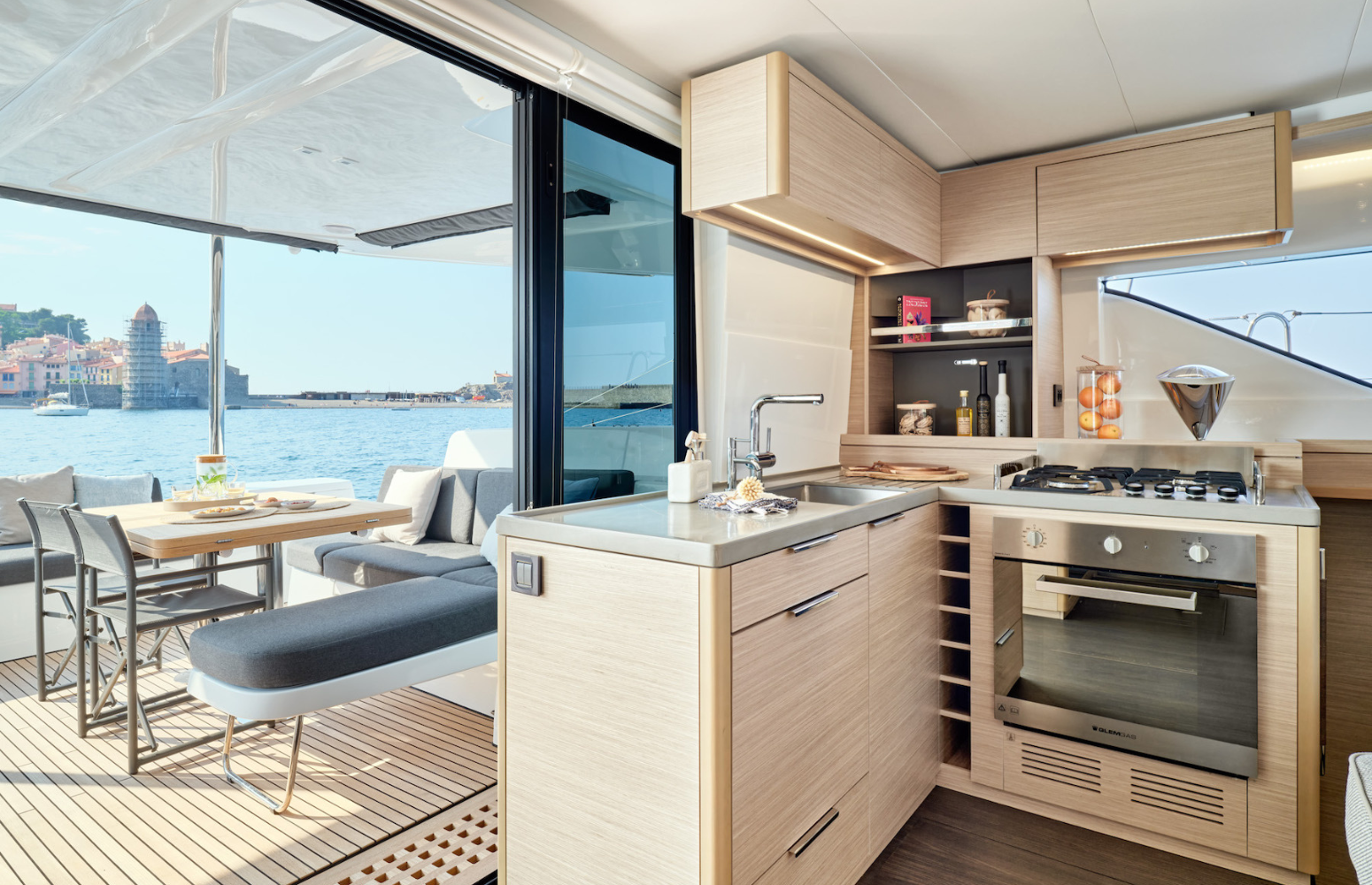 Prestige x60 - TMG Yachts