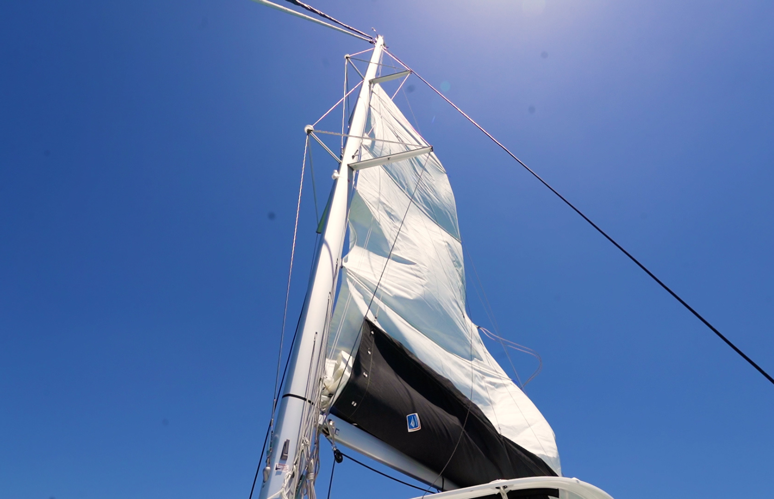 105 Lagoon 42