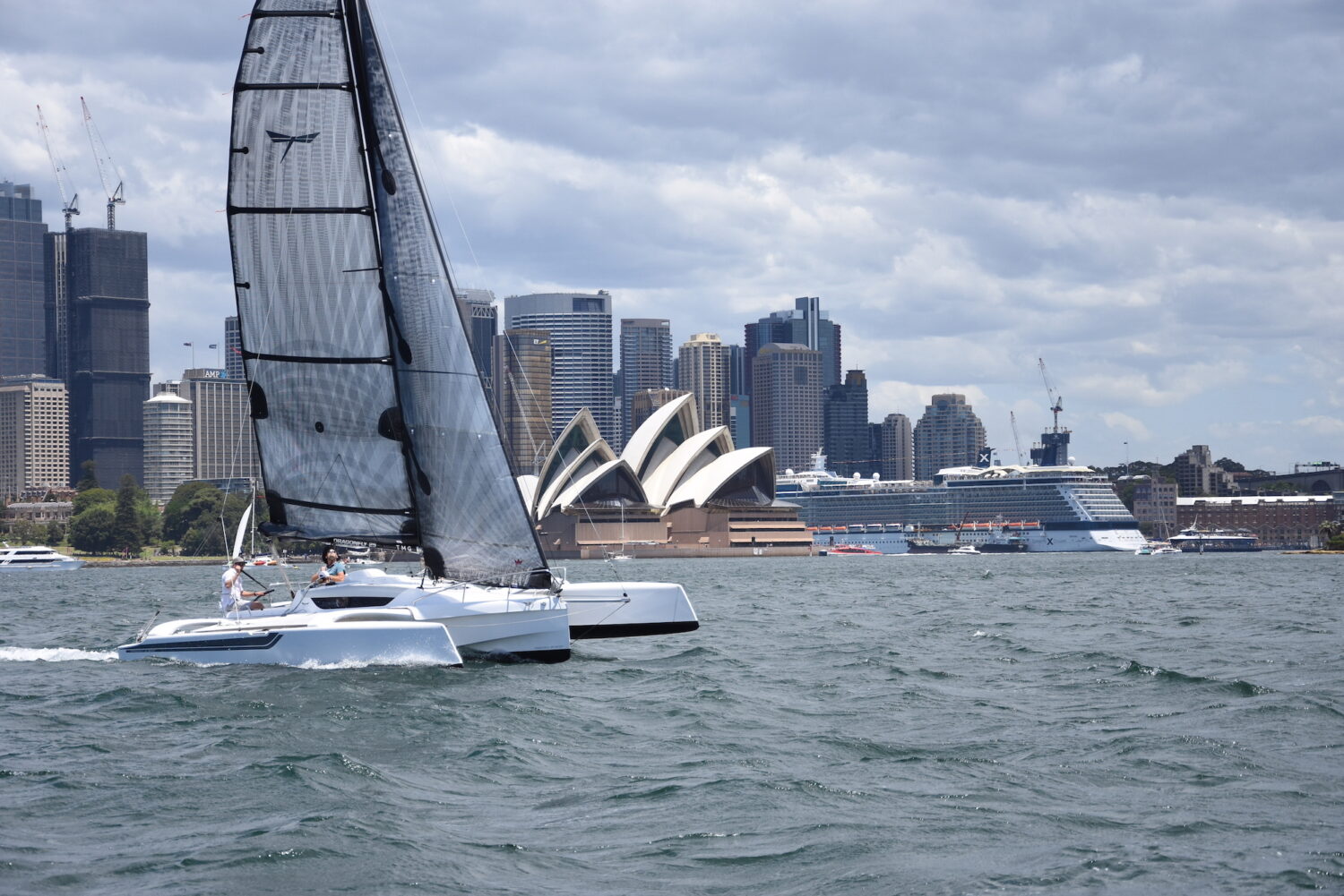 Dragonfly 25 - TMG Yachts Previously The Multihull Group