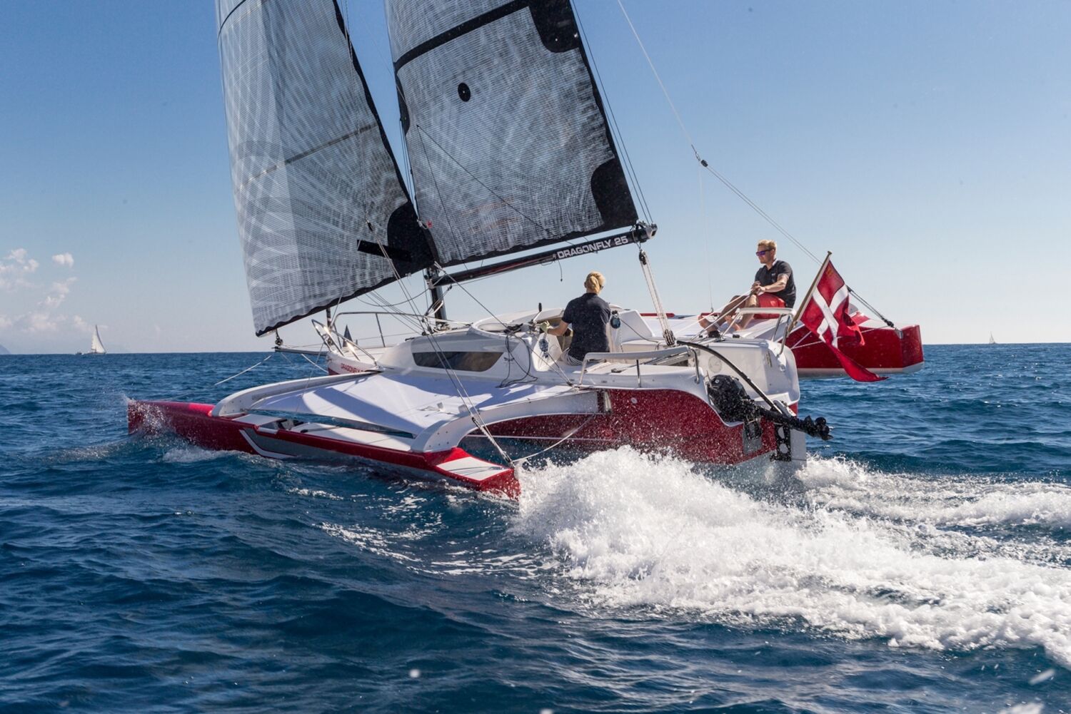 Dragonfly 25 - TMG Yachts Previously The Multihull Group