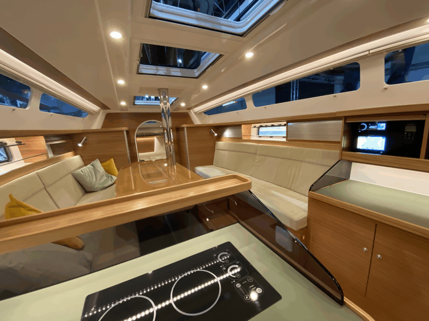 Dragonfly 40 - TMG Yachts Previously The Multihull Group