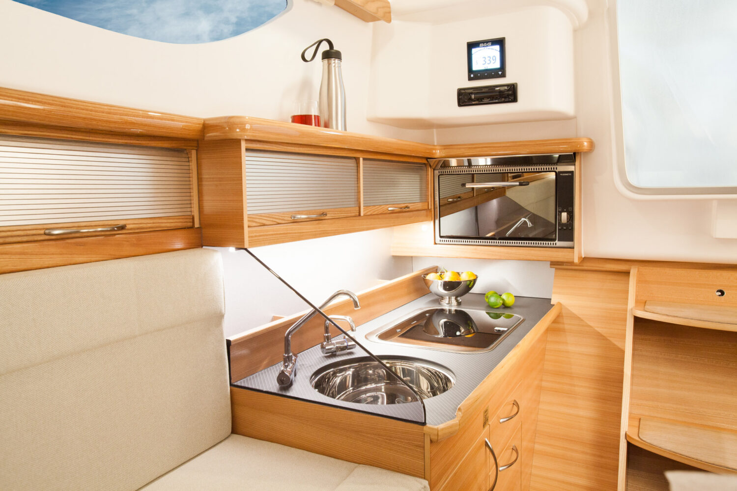 Dragonfly 32 - TMG Yachts Previously The Multihull Group