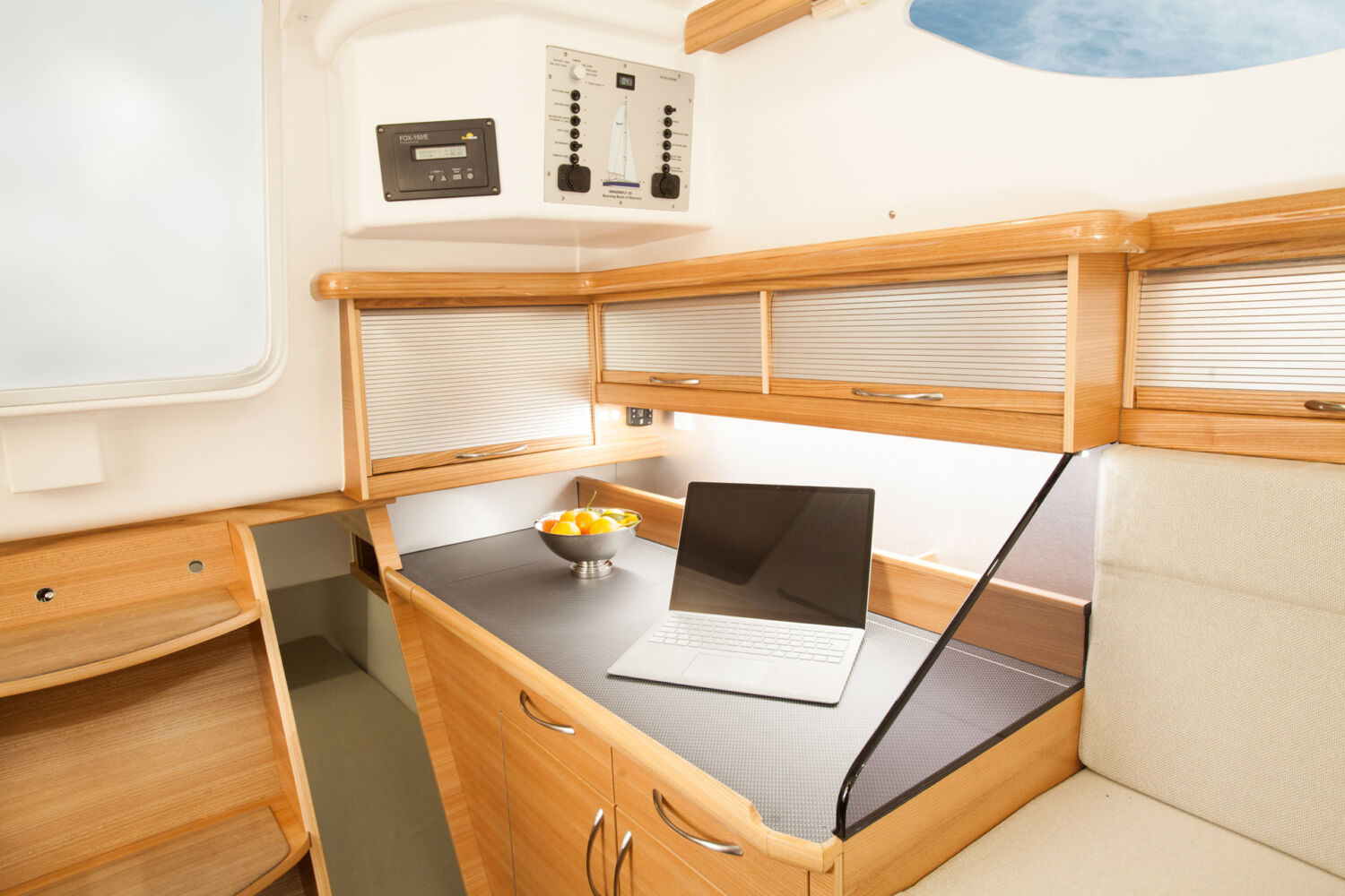 Dragonfly 32 - TMG Yachts Previously The Multihull Group