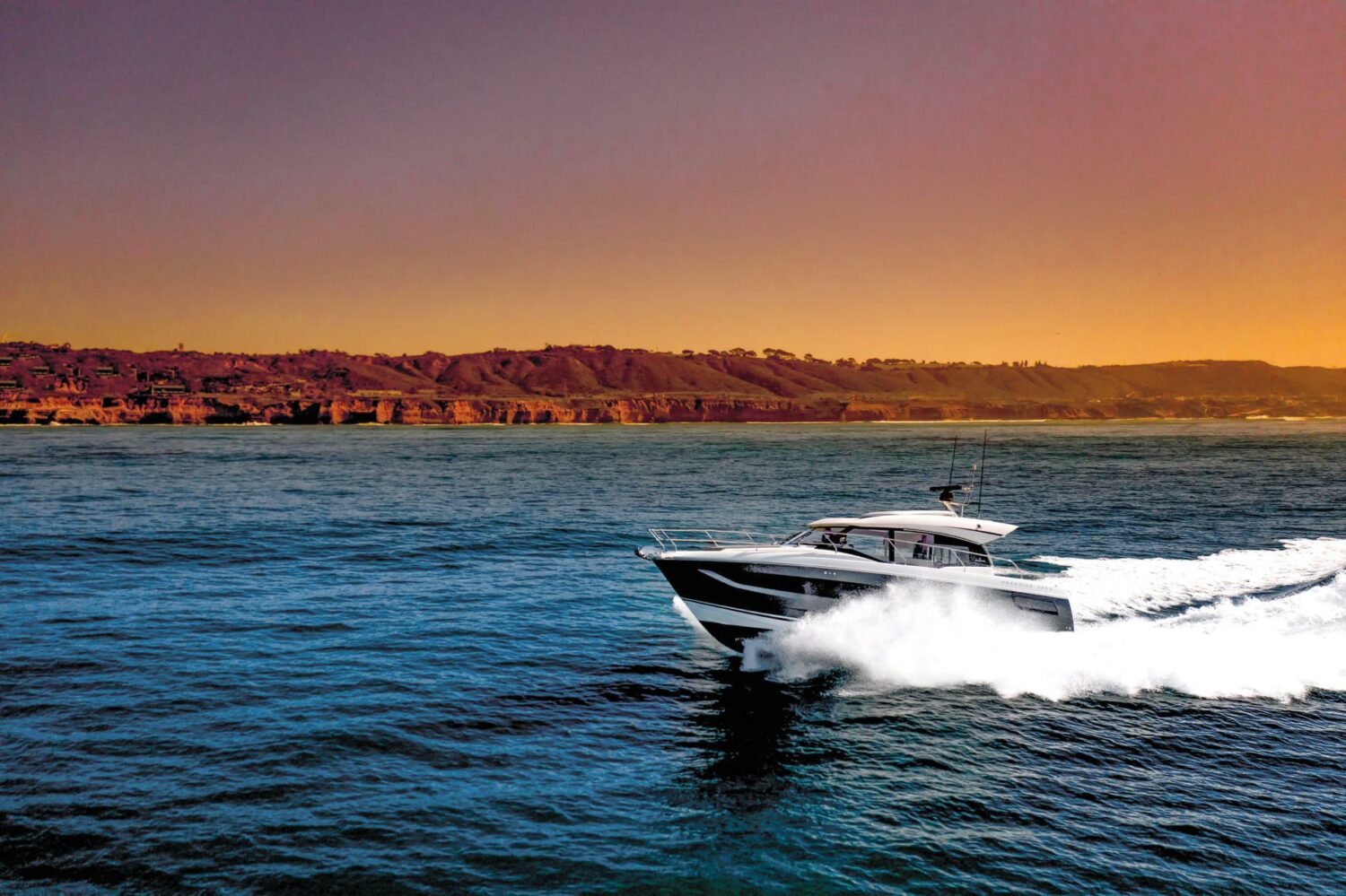 Prestige 420S - TMG Yachts