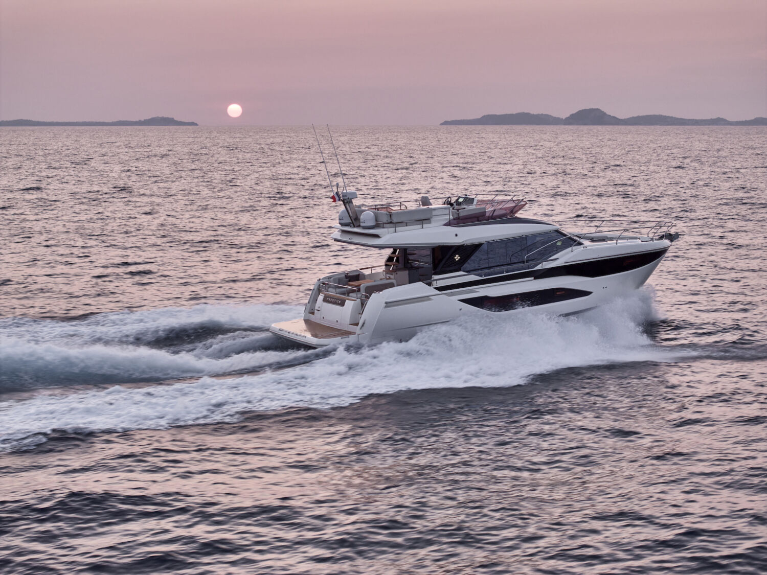 default TMG YACHTS PRESTIGE f4 AUSTRALIA