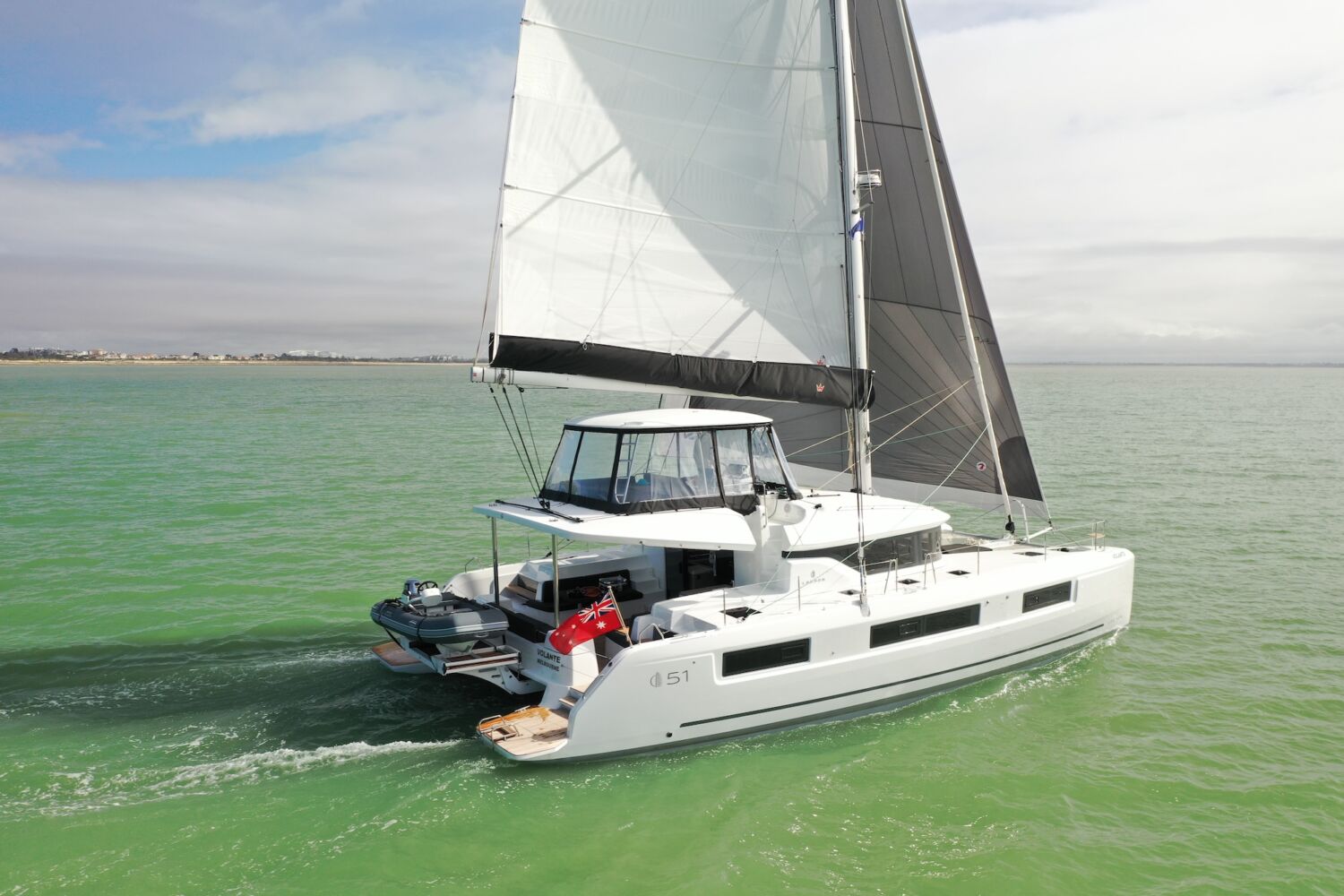 default Lagoon 51 volante