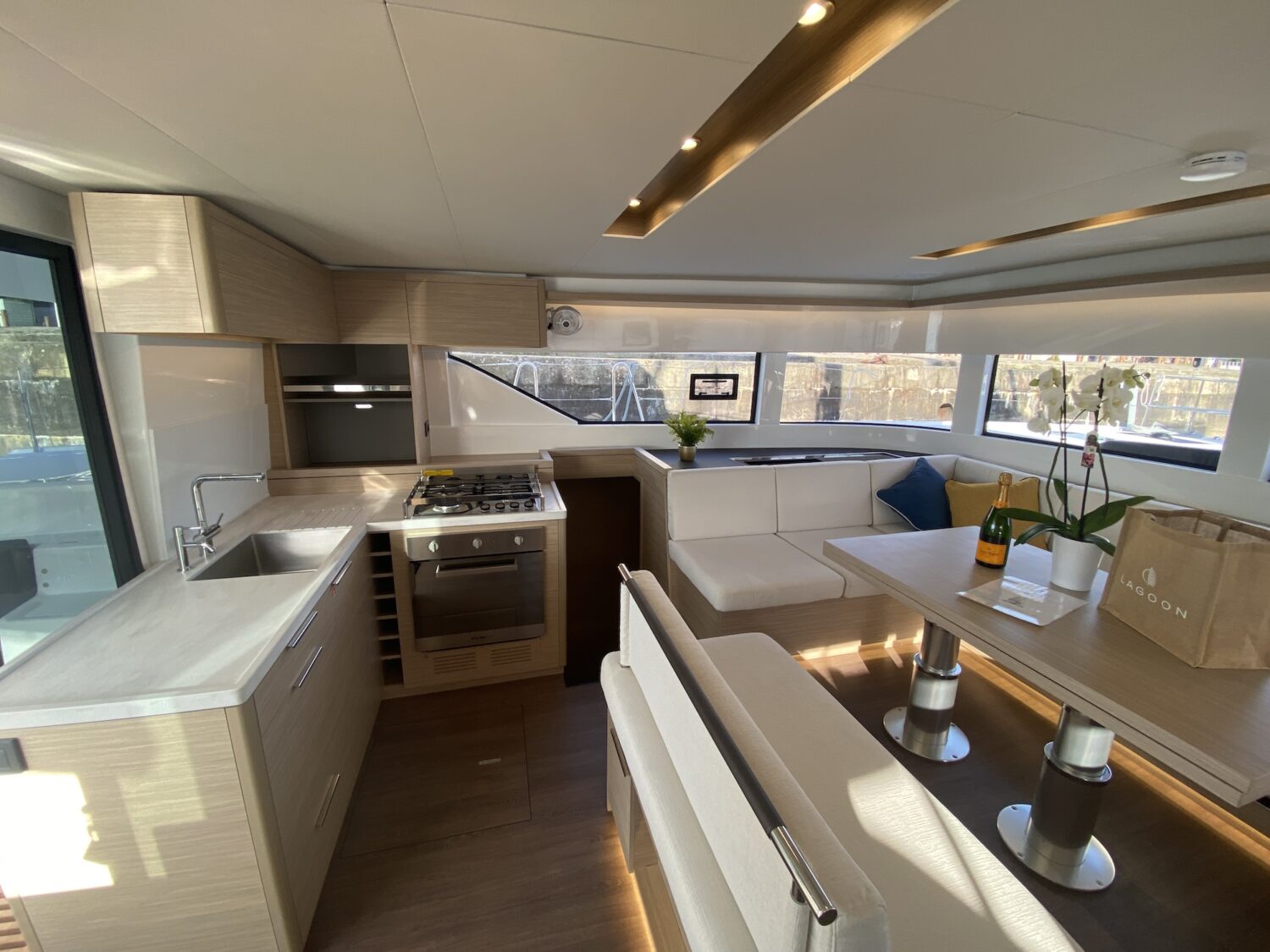 Lagoon 51 Volante