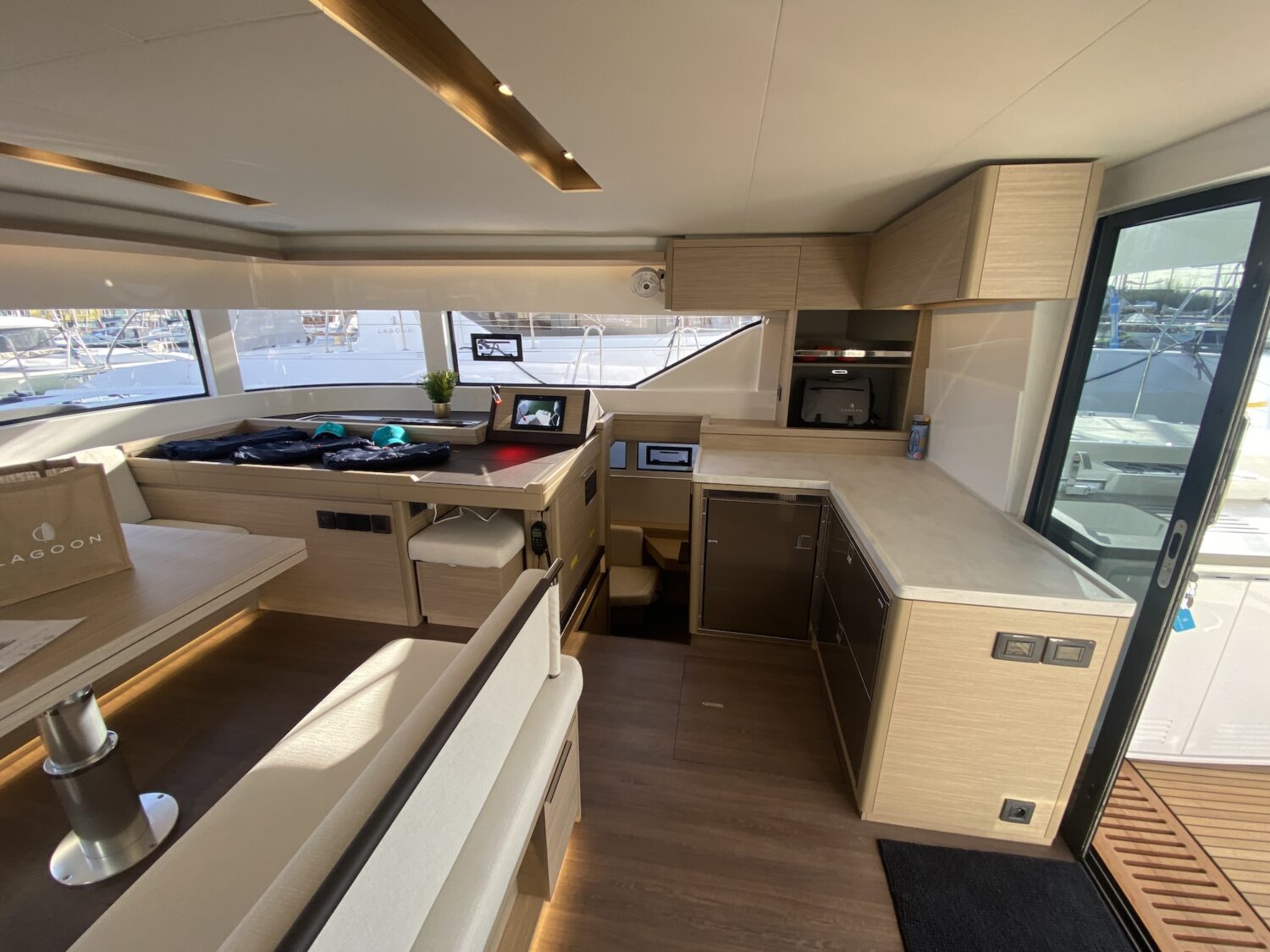 Lagoon 51 Volante