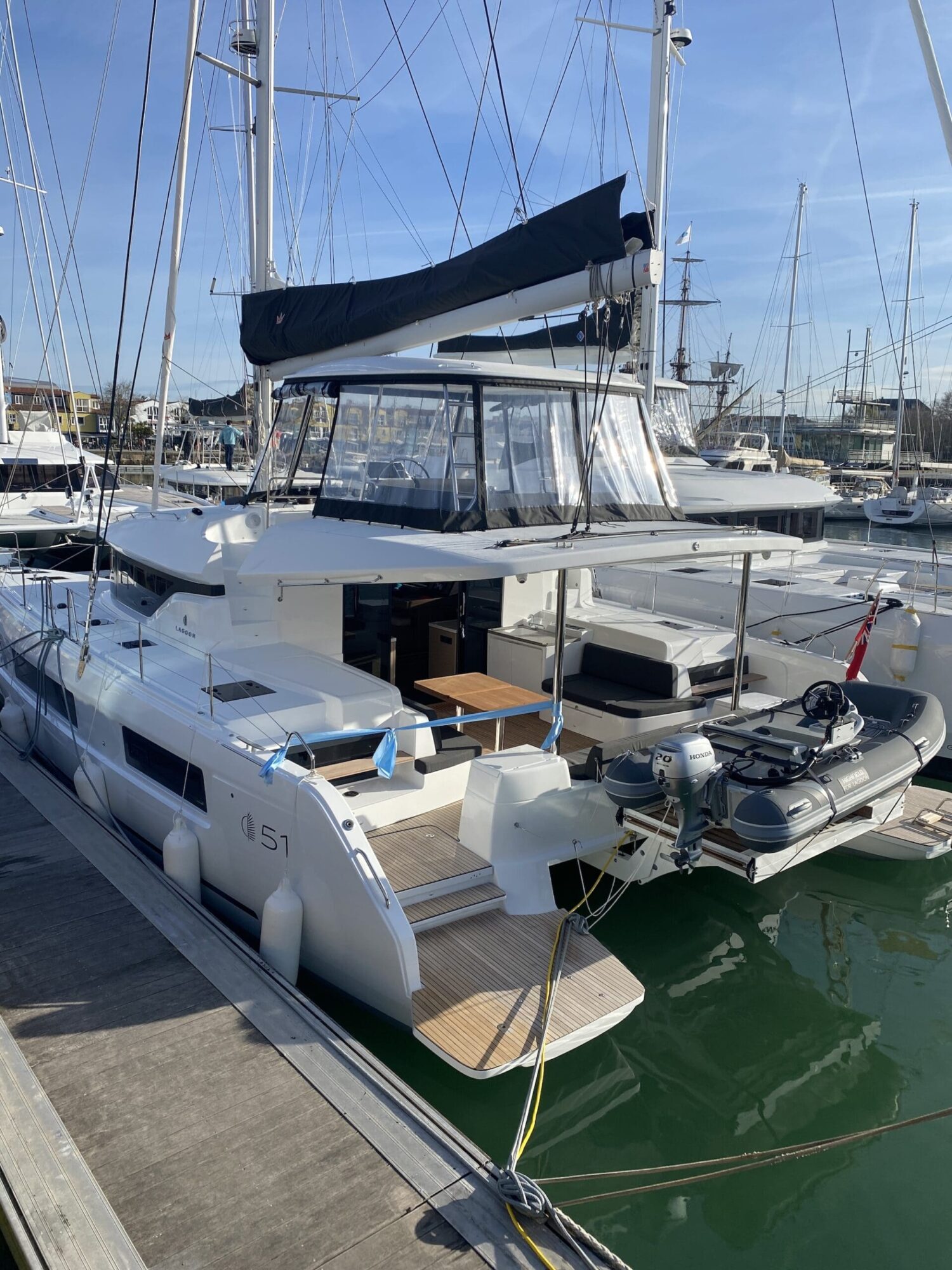 Lagoon 51 Volante